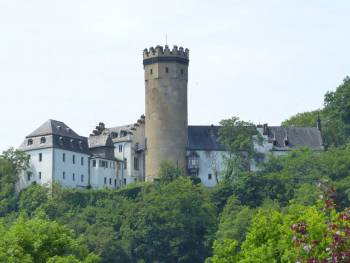 Burg Dehrn