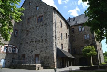 Burg Hohensolms