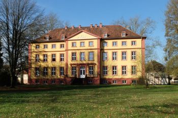 Schloss Hallenburg
